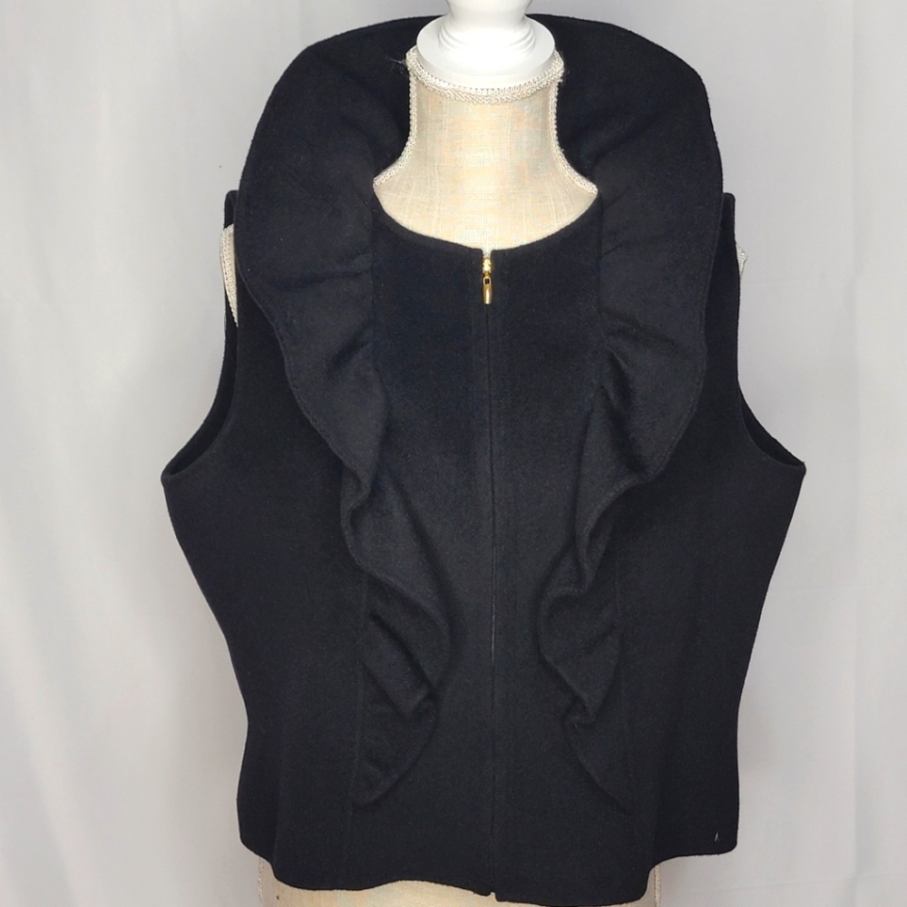 ST‎ JOHN Black Ruffled Collar Vest Size 12